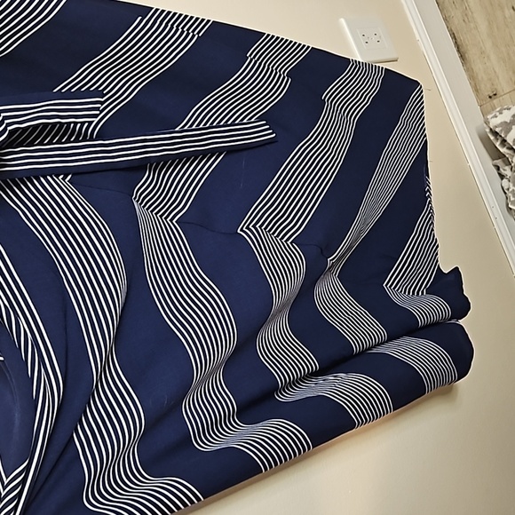 Luxology Navy White Striped Dress Large Smocked Back - Picture 5 of 7